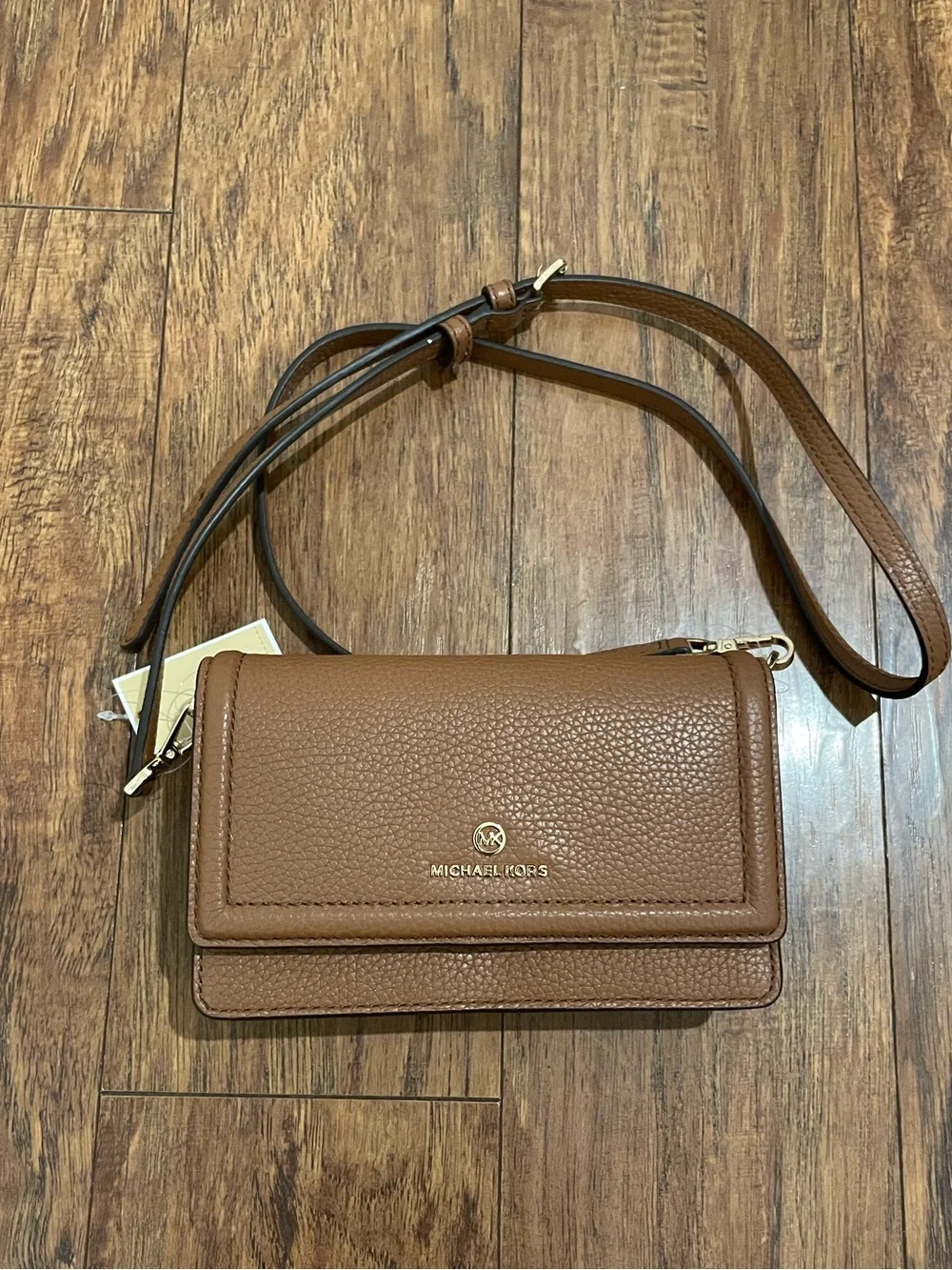 Michael Kors Jet Set Luggage Small Phone  Crossbody Wallet